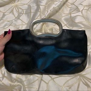 Black clutch